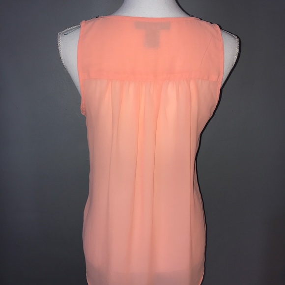 Gorgeous beaded Buttons Blouse - Picture 6 of 7